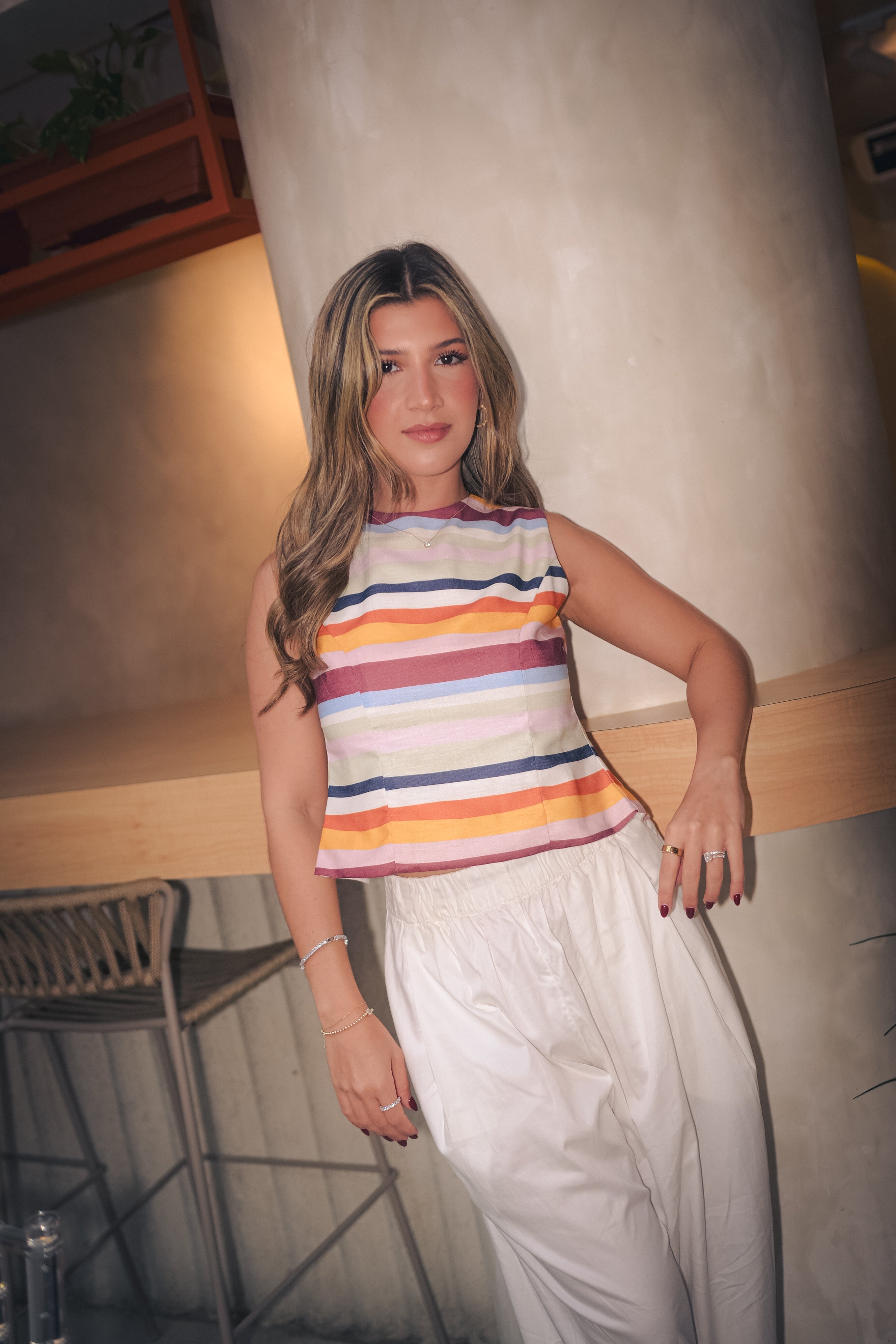 RIBBONS TOP