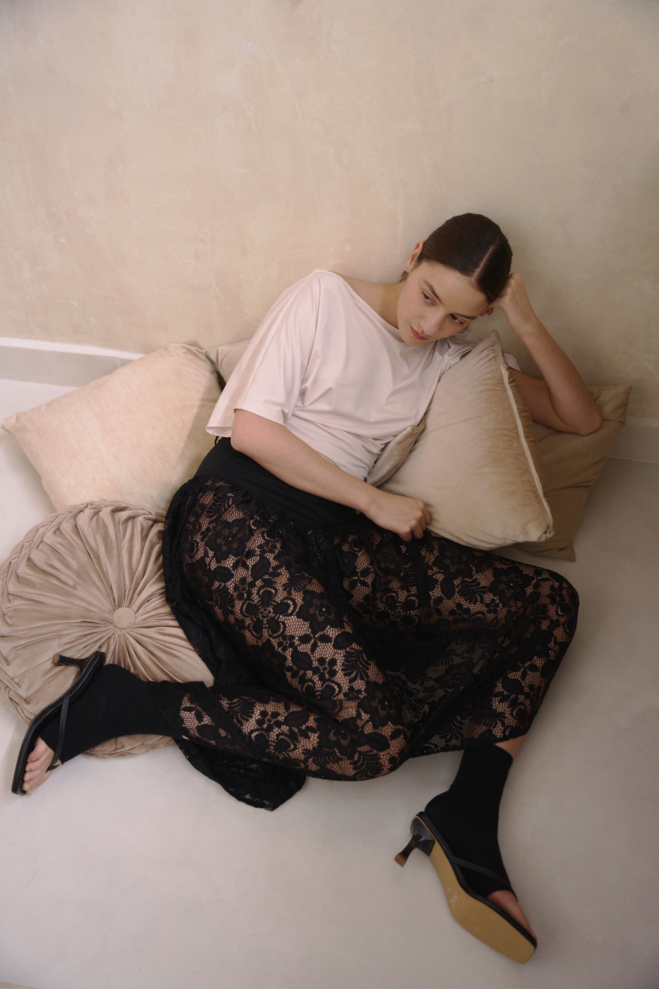 MIDNIGHT LACE SKIRT