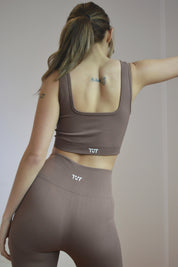 Sculpt top
